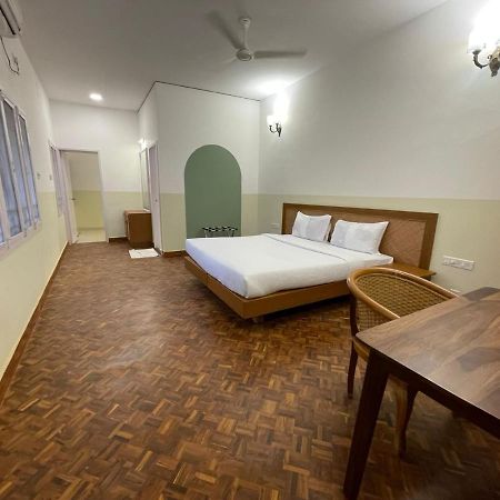 Hanu Reddy Residences - Nawab Habibullah Avenue Chennai Eksteriør billede