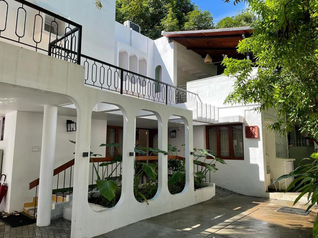 Hanu Reddy Residences - Nawab Habibullah Avenue Chennai Eksteriør billede