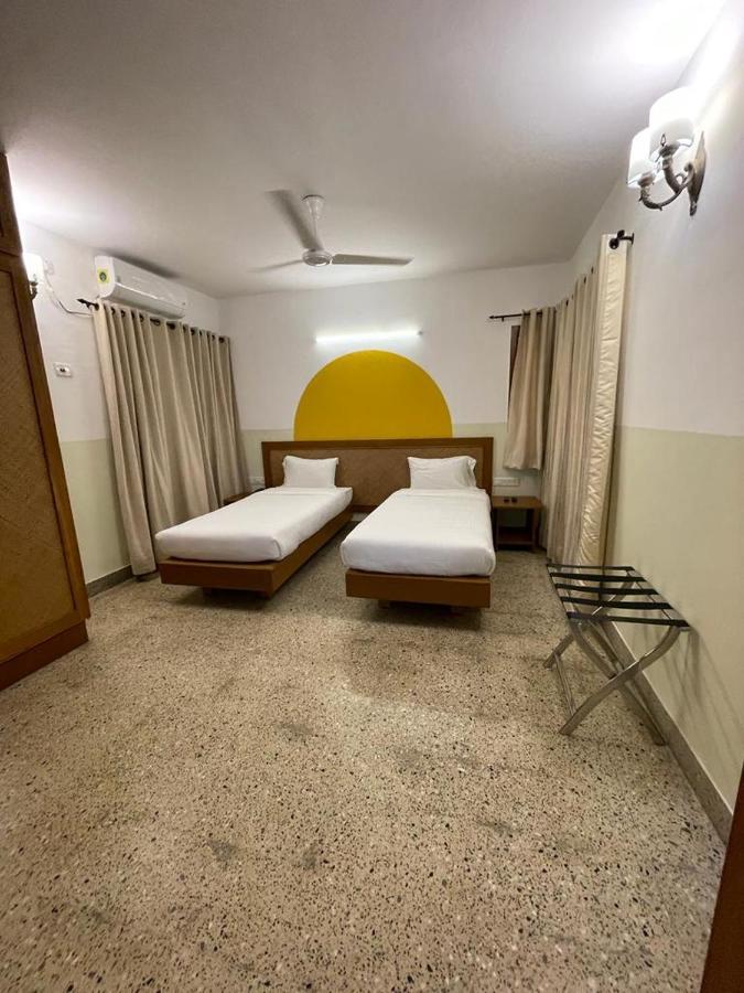 Hanu Reddy Residences - Nawab Habibullah Avenue Chennai Eksteriør billede