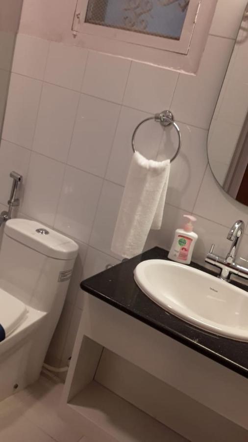 Hanu Reddy Residences - Nawab Habibullah Avenue Chennai Eksteriør billede